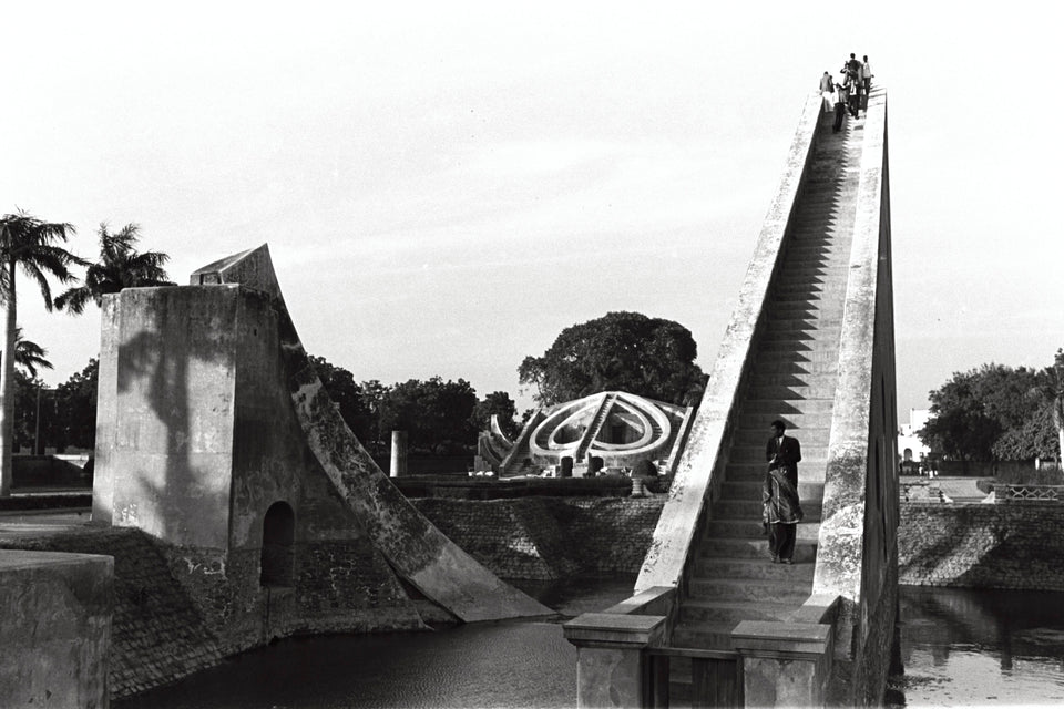The Unbearable Lightness of Noguchi